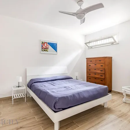 Apartament La Dimora Del Mare By Domus Sicily