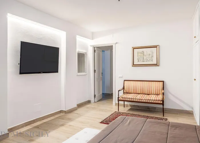 La Dimora Del Mare By Domus Sicily Apartment *